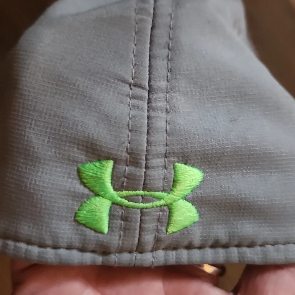 UNDER Armour Baseball Cap Youth Small Black, Gray, and Lime Green with UA logo